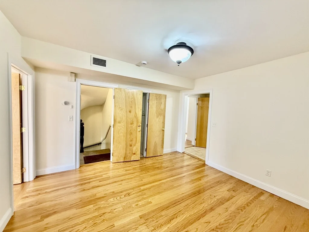 2 bed, 1 bath apartment for rent at 724 Cambridge St Unit 2, Kendall Square — photo 6 of 21