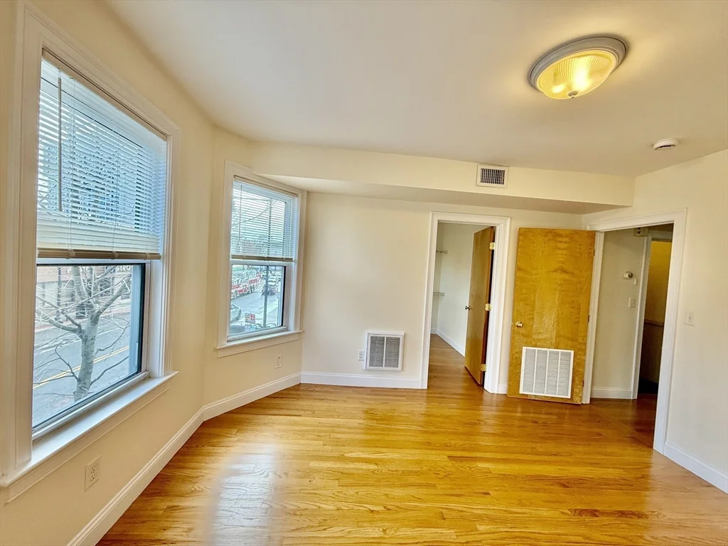 2 bed, 1 bath apartment for rent at 724 Cambridge St Unit 2, Kendall Square — photo 11 of 21