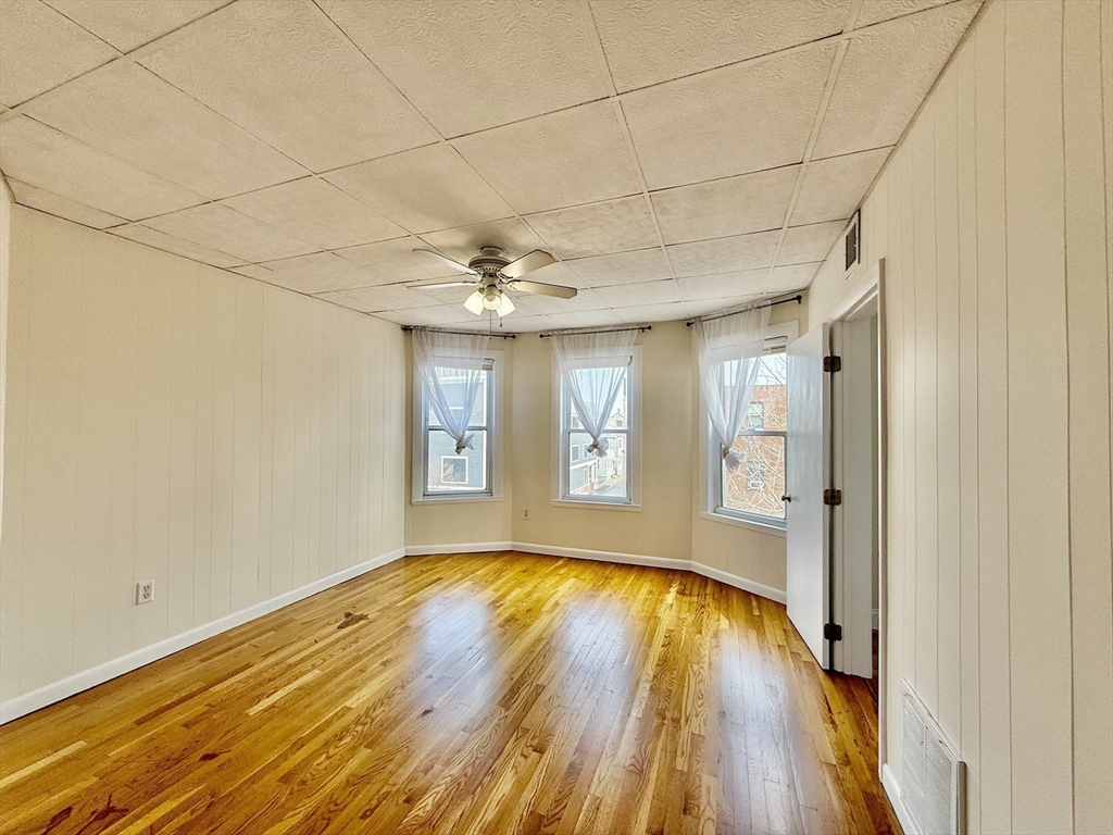 2 bed, 1 bath apartment for rent at 724 Cambridge St Unit 3, Wellington-Harrington — photo 5 of 25