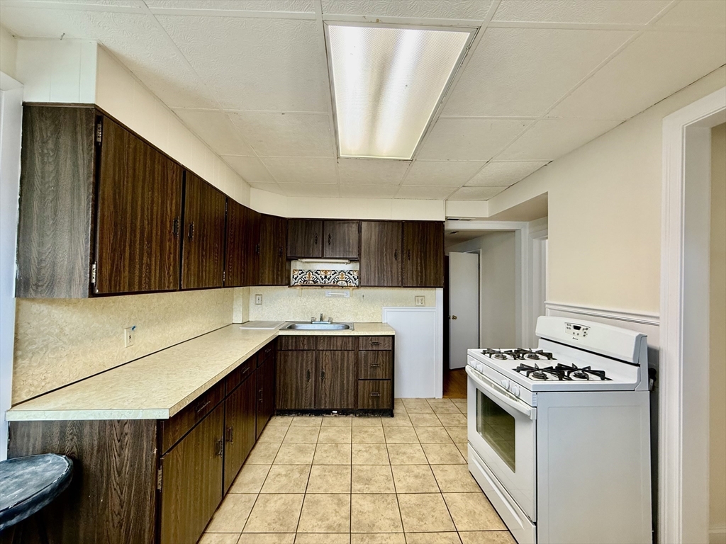 2 bed, 1 bath apartment for rent at 724 Cambridge St Unit 3, Wellington-Harrington — photo 16 of 25