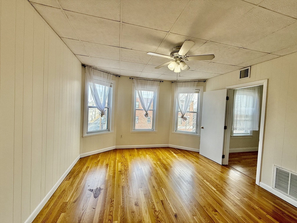 2 bed, 1 bath apartment for rent at 724 Cambridge St Unit 3, Wellington-Harrington — photo 6 of 25