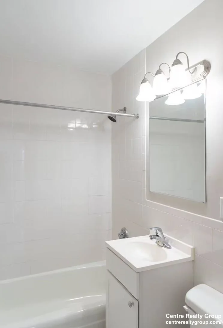 2 bed, 1 bath apartment for rent at 725 Adams St Unit 1, Dorchester