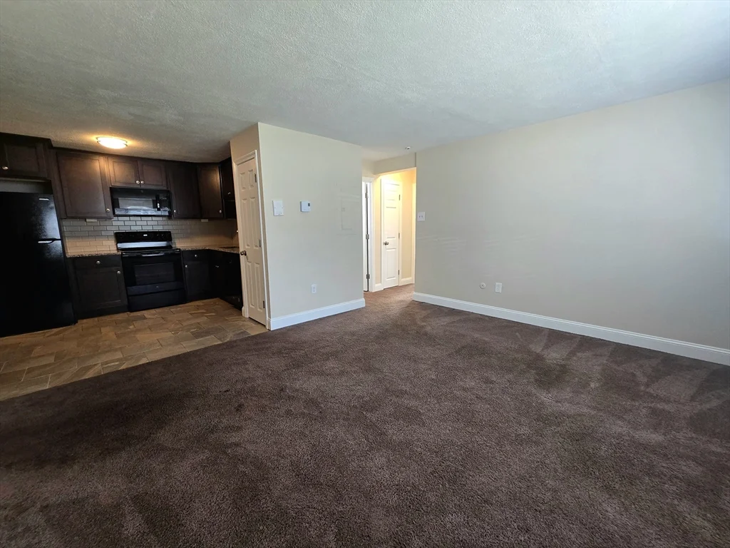 2 bed, 1 bath apartment for rent at 725 Broad St Unit 4, Weymouth — photo 7 of 19