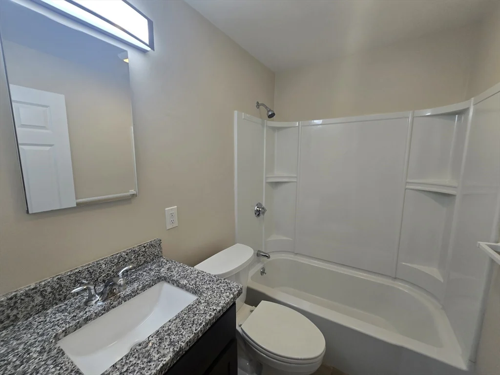 2 bed, 1 bath apartment for rent at 725 Broad St Unit 4, Weymouth — photo 8 of 19