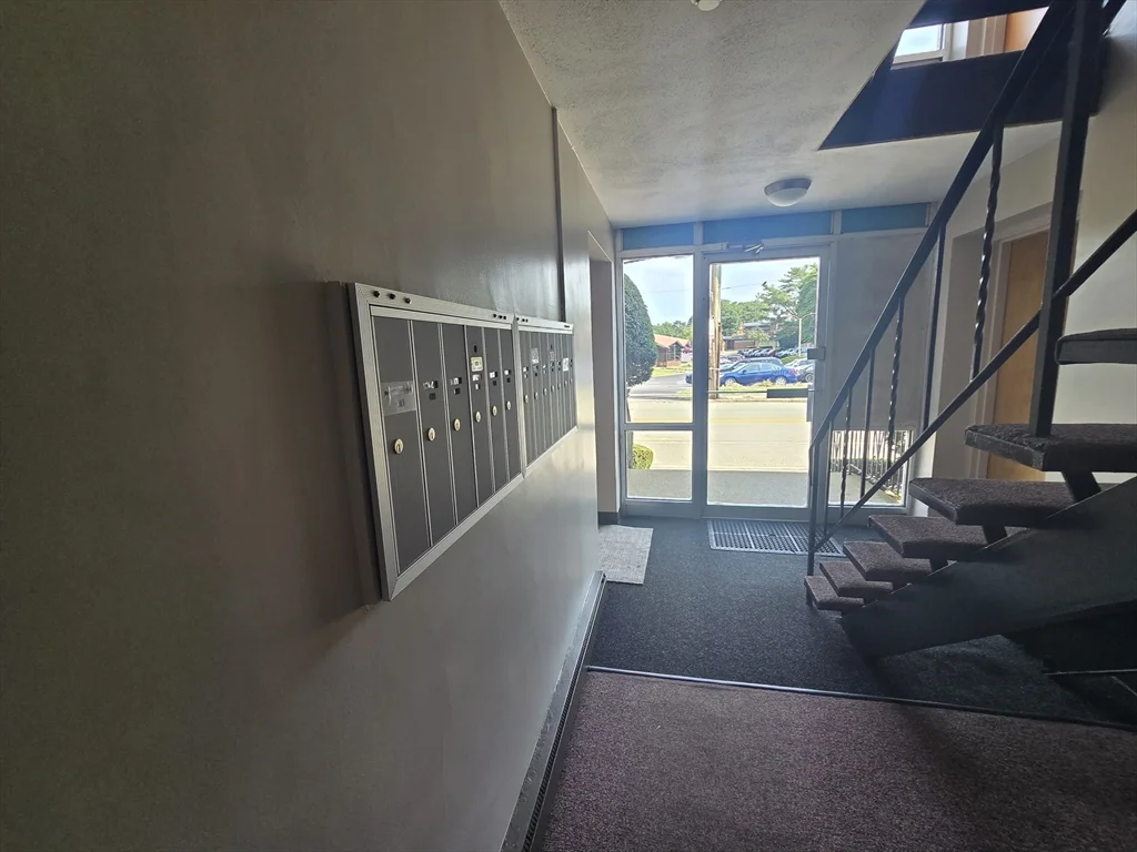 2 bed, 1 bath apartment for rent at 725 Broad St Unit 4, Weymouth — photo 17 of 19