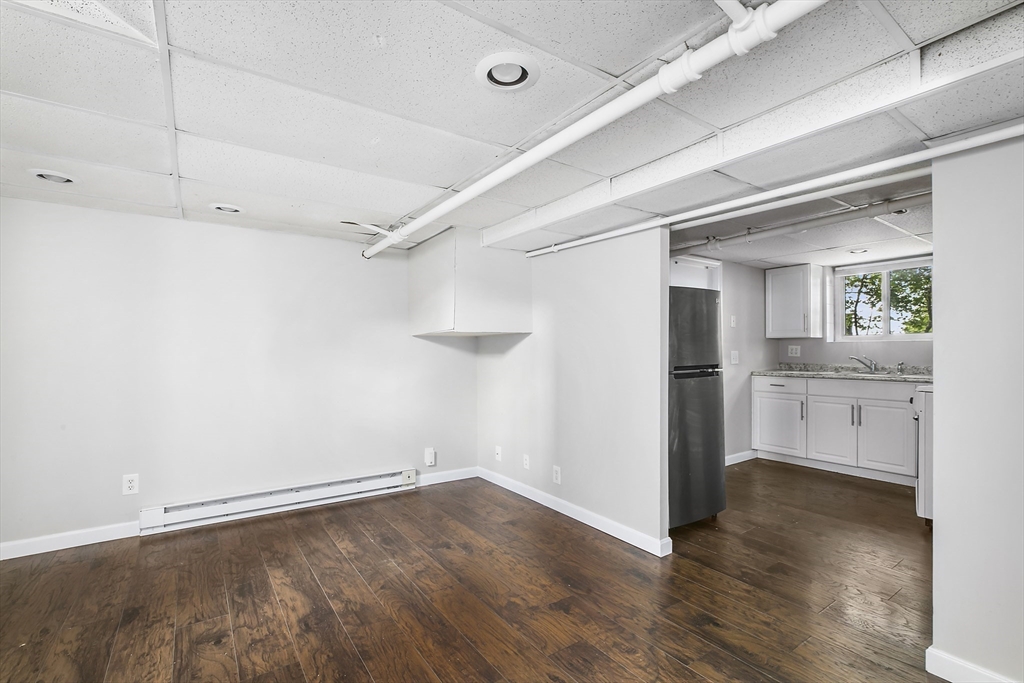 3 bed, 2 bath apartment for rent at 725 Fellsway Unit 1, Wellington — photo 18 of 22