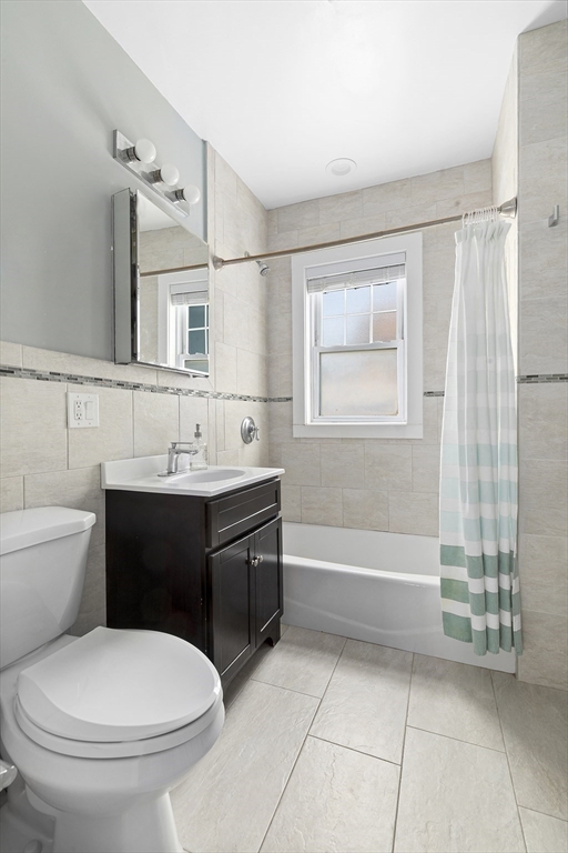 3 bed, 2 bath apartment for rent at 725 Fellsway Unit 1, Wellington — photo 10 of 22