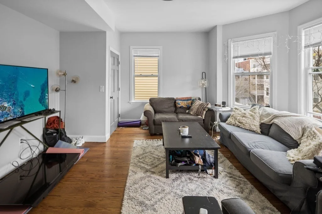 5 bed, 2 bath apartment for rent at 726 2nd St Unit 2, South Boston