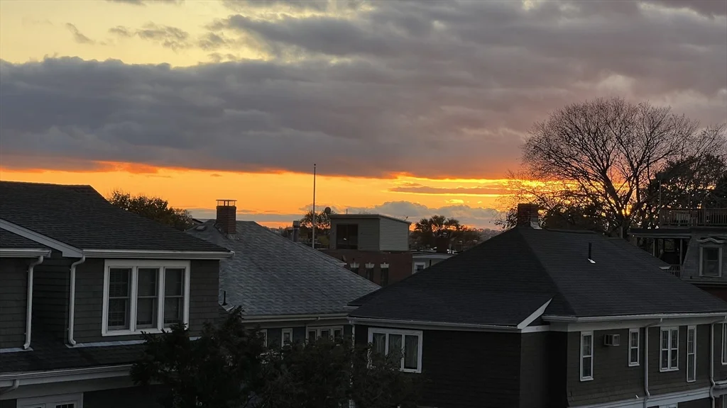 3 bed, 3 bath apartment for rent at 726 East 8th St Unit 3, South Boston — photo 7 of 16