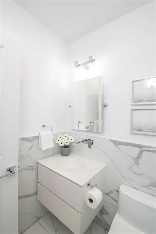 3 bed, 3 bath apartment for rent at 726 East 8th St Unit 3, South Boston — photo 14 of 16