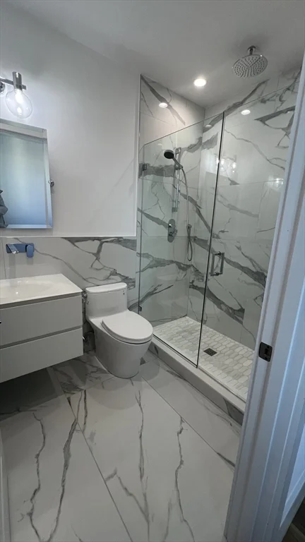 3 bed, 3 bath apartment for rent at 726 East 8th St Unit 3, South Boston — photo 11 of 16