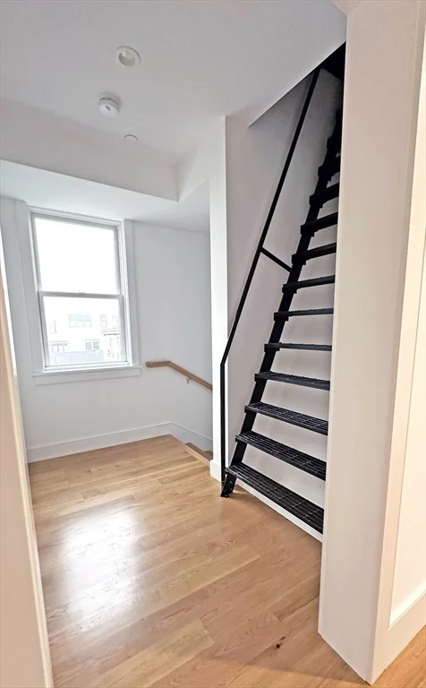3 bed, 3.5 bath apartment for rent at 726 East 8th St Unit 3, South Boston — photo 20 of 24
