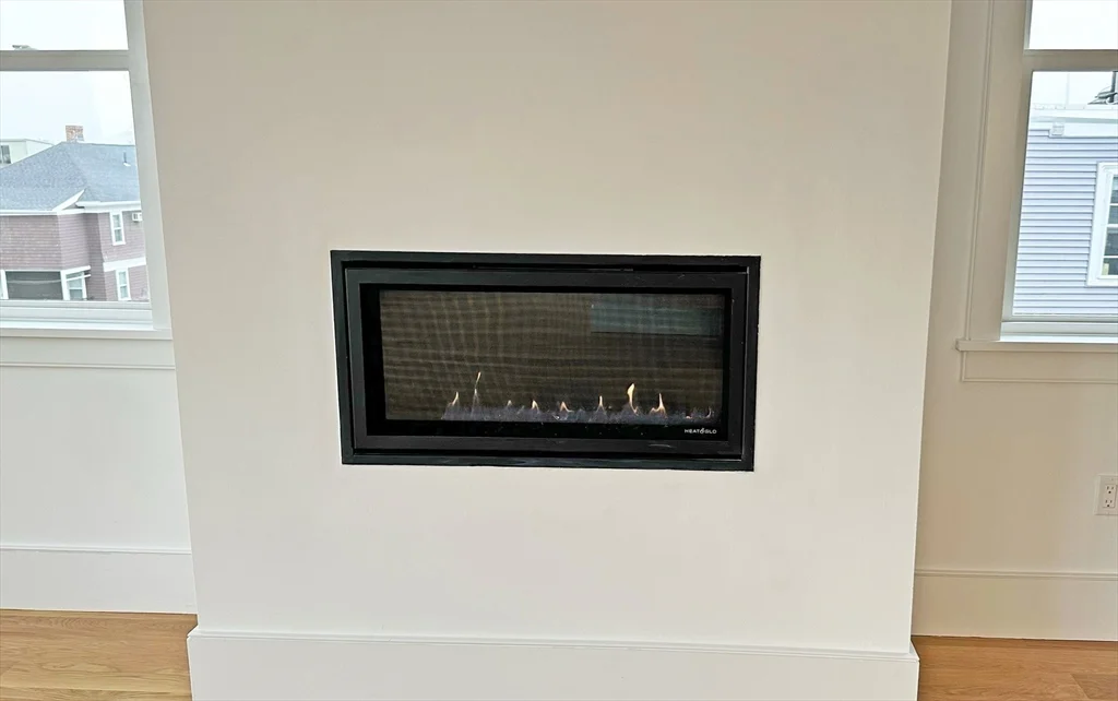 3 bed, 3.5 bath apartment for rent at 726 East 8th St Unit 3, South Boston — photo 21 of 24