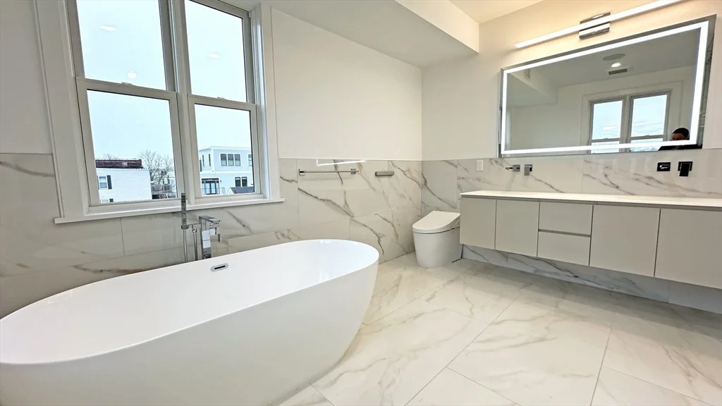 3 bed, 3.5 bath apartment for rent at 726 East 8th St Unit 3, South Boston — photo 16 of 24