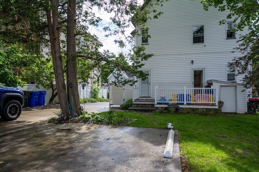 1 bed, 1 bath apartment for rent at 726 Metropolitan Ave Unit 4, Hyde Park — photo 18 of 18