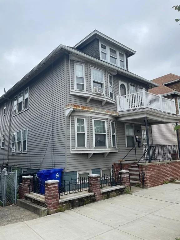 5 bed, 2 bath apartment for rent at 727 Bennington St Unit 2, East Boston