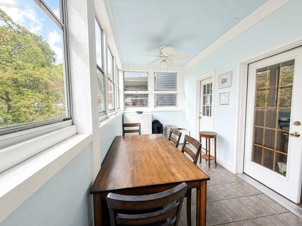 2 bed, 1 bath apartment for rent at 727 East 3rd St Unit 1, South Boston — photo 11 of 21