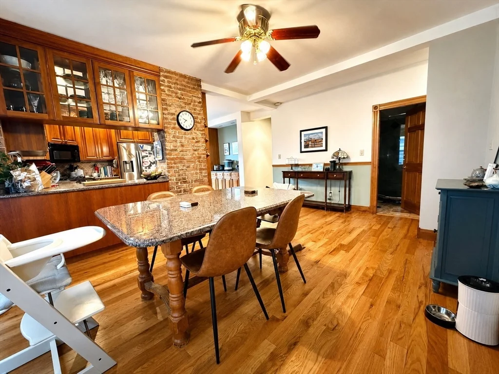 2 bed, 1 bath apartment for rent at 727 East 3rd St Unit 1, South Boston — photo 9 of 21