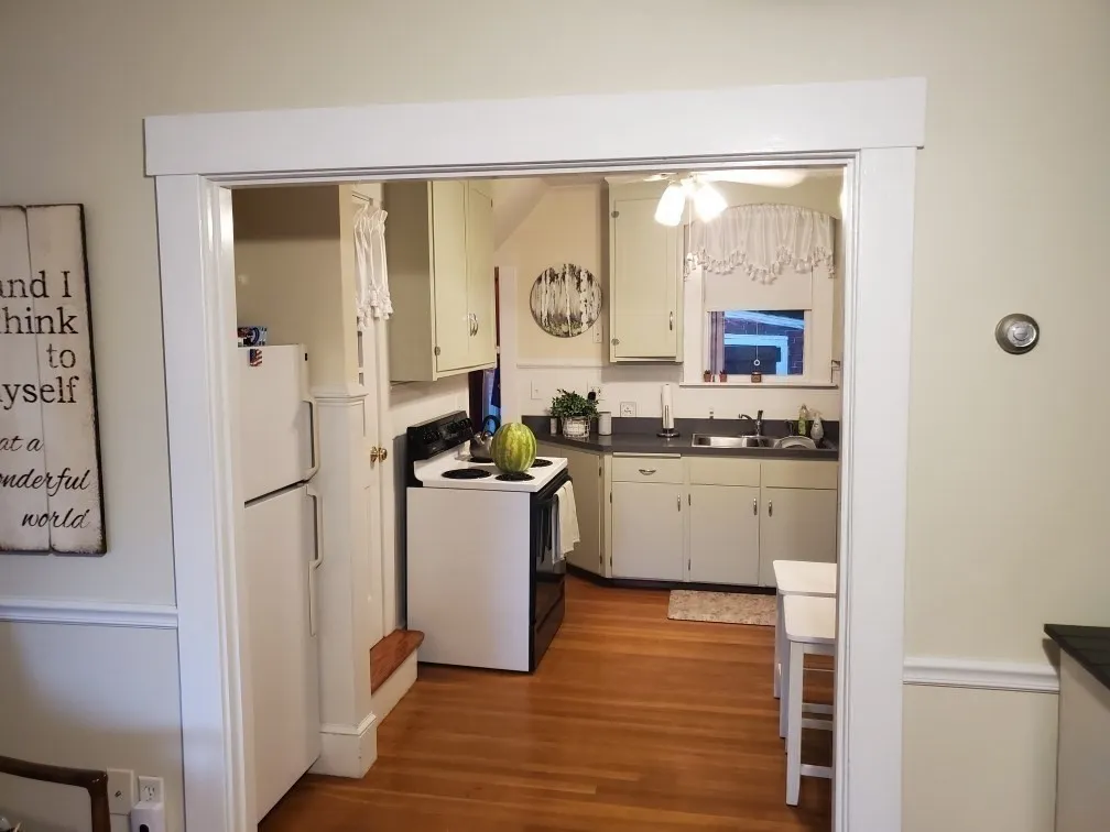 2 bed, 1 bath apartment for rent at 727 REAR Main St Unit 1, Woburn — photo 8 of 24