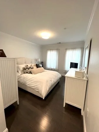 2 bed, 2 bath apartment for rent at 728 East Broadway Unit 203, South Boston — photo 6 of 10