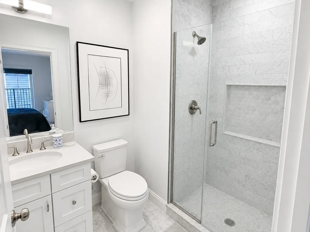 2 bed, 2 bath apartment for rent at 728 East Broadway Unit 206, South Boston — photo 4 of 6