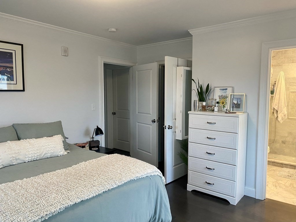 2 bed, 2 bath apartment for rent at 728 East Broadway Unit 403, South Boston — photo 7 of 11