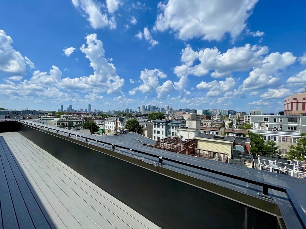 2 bed, 2 bath apartment for rent at 728 East Broadway Unit 403, South Boston — photo 1 of 11