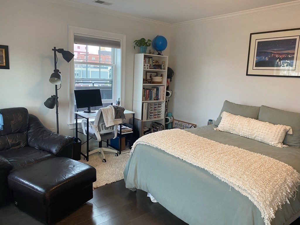 2 bed, 2 bath apartment for rent at 728 East Broadway Unit 403, South Boston — photo 6 of 11
