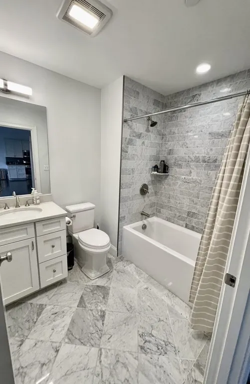2 bed, 2 bath apartment for rent at 728 East Broadway Unit 404, South Boston — photo 3 of 10
