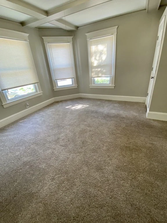 3 bed, 1 bath apartment for rent at 729 Belmont Unit 1, Springfield — photo 5 of 9