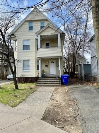 3 bed, 1 bath apartment for rent at 729 Belmont Unit 1, Springfield — photo 9 of 9