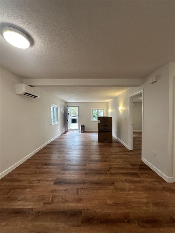 1 bed, 1 bath apartment for rent at 72A Cushing St Unit A, Strawberry Hill — photo 6 of 11