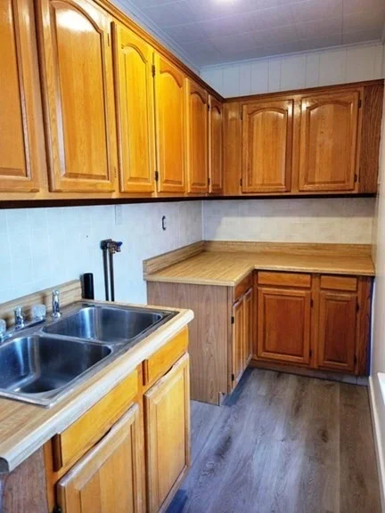 2 bed, 1 bath apartment for rent at 73 1/2 Esther St Unit 2, Worcester — photo 14 of 19