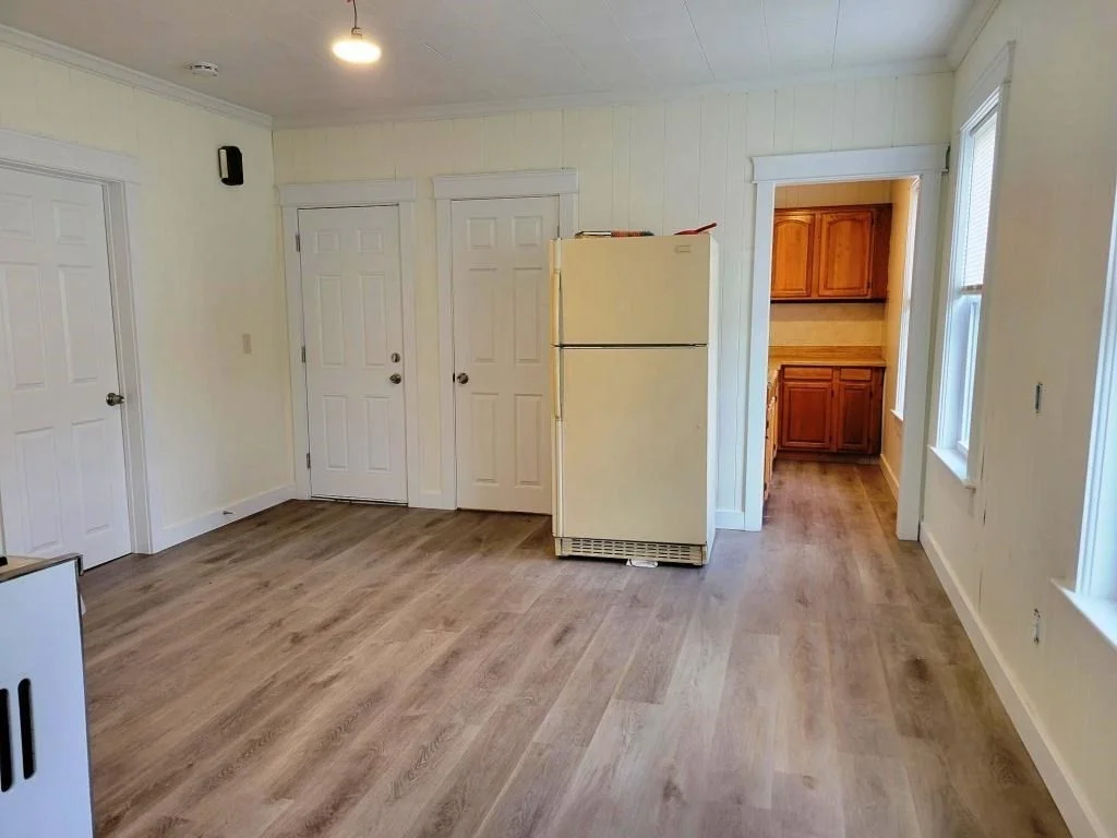 2 bed, 1 bath apartment for rent at 73 1/2 Esther St Unit 2, Worcester — photo 15 of 19