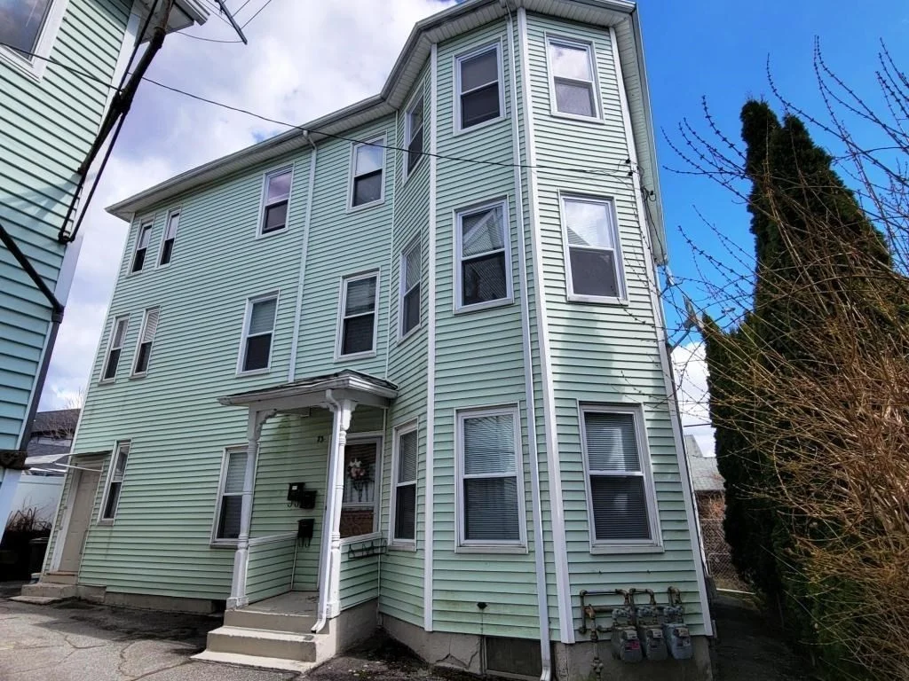 2 bed, 1 bath apartment for rent at 73 1/2 Esther St Unit 2, Worcester — photo 18 of 19