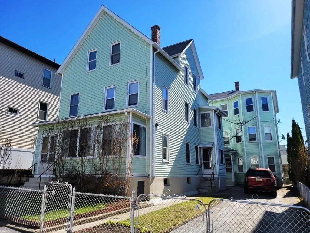 2 bed, 1 bath apartment for rent at 73 1/2 Esther St Unit 3, Worcester — photo 1 of 22