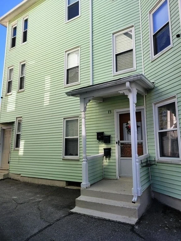 2 bed, 1 bath apartment for rent at 73 1/2 Esther St Unit 3, Worcester — photo 20 of 22