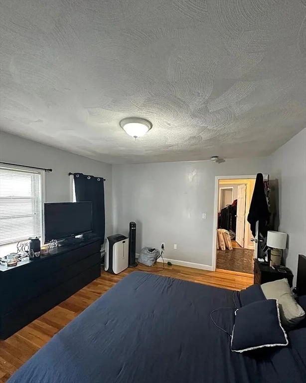 3 bed, 1 bath apartment for rent at 73 Almont St Unit 2, Glenwood — photo 6 of 8