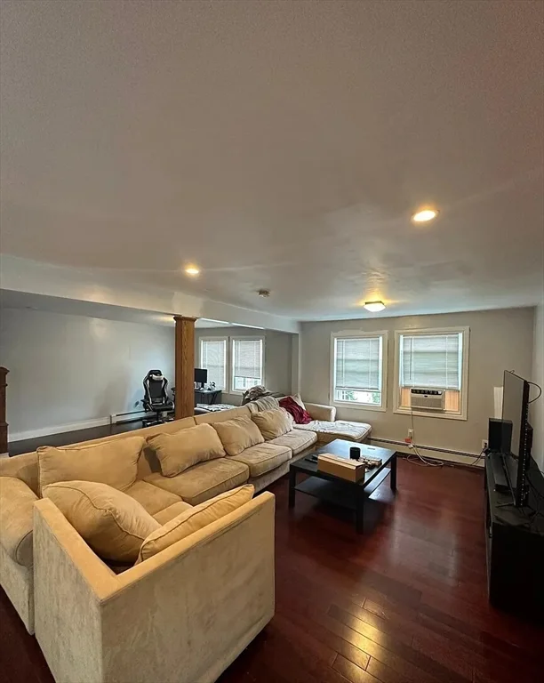 3 bed, 1 bath apartment for rent at 73 Almont St Unit 2, Glenwood — photo 1 of 8