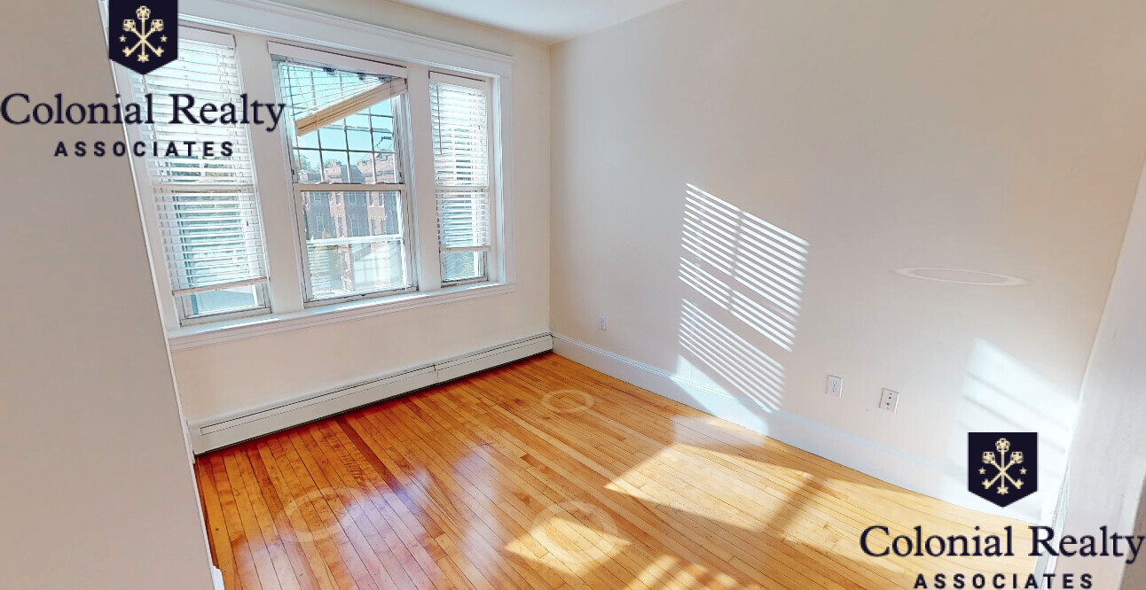 4 bed, 2 bath apartment for rent at 73 Babcock St Unit 73-5, Coolidge Corner — photo 6 of 10