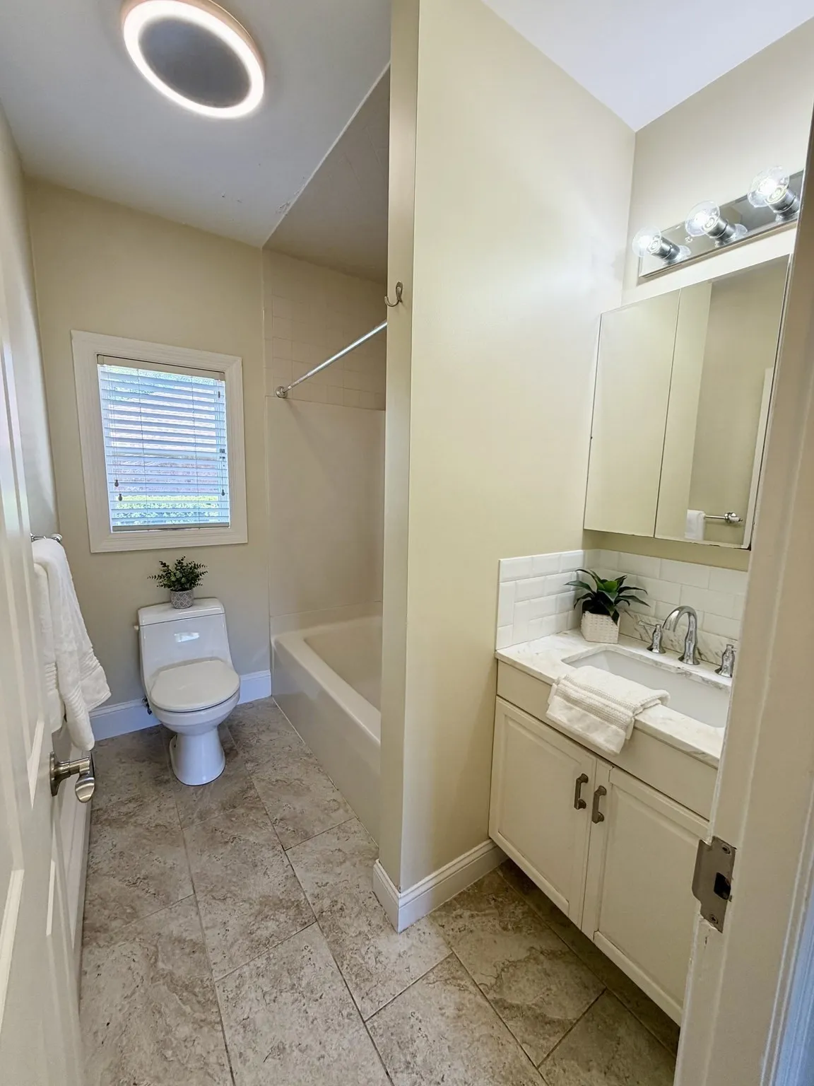 2 bed, 1 bath apartment for rent at 73 Benefit Unit 1, Mansfield — photo 13 of 22