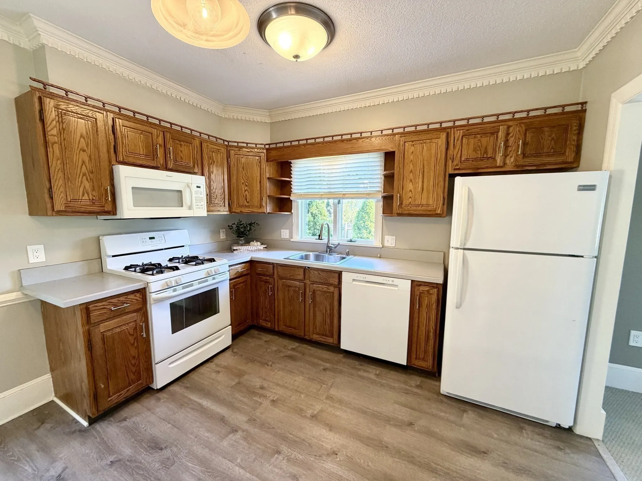 2 bed, 1 bath apartment for rent at 73 Benefit Unit 1, Mansfield — photo 5 of 22