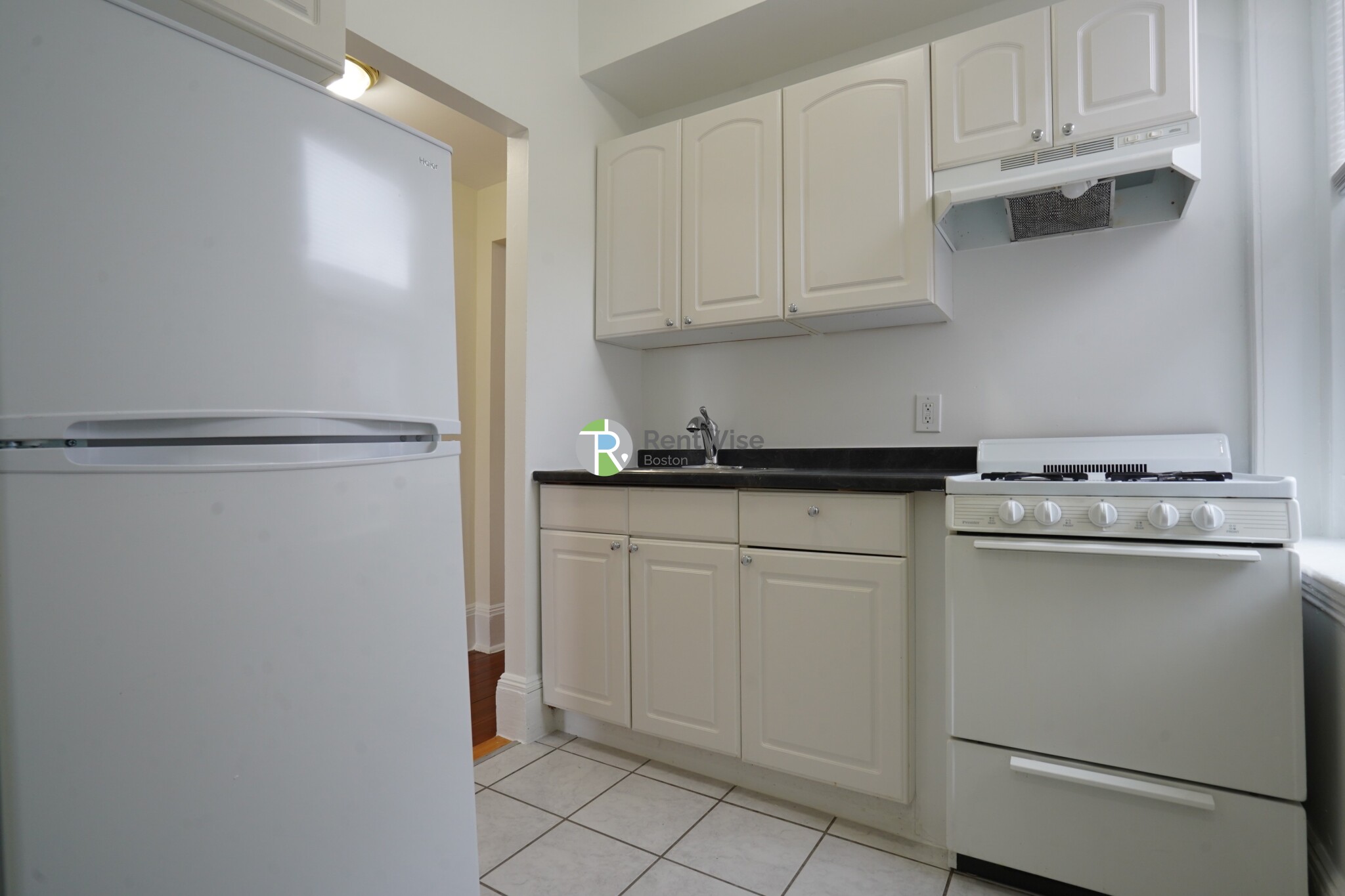 1 bed, 1 bath apartment for rent at 73 Brighton Ave Unit 6, Allston — photo 8 of 13