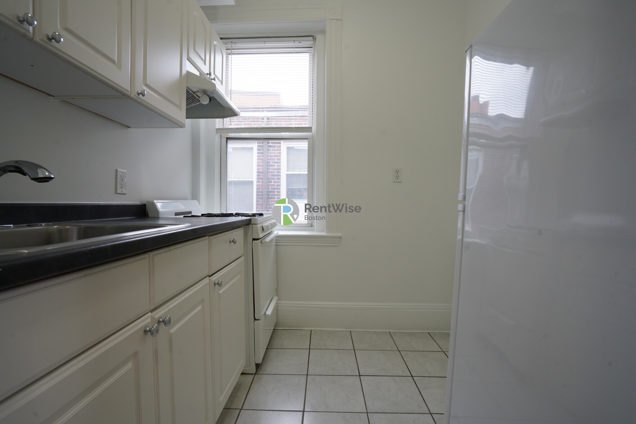 1 bed, 1 bath apartment for rent at 73 Brighton Ave Unit 6, Allston — photo 6 of 13