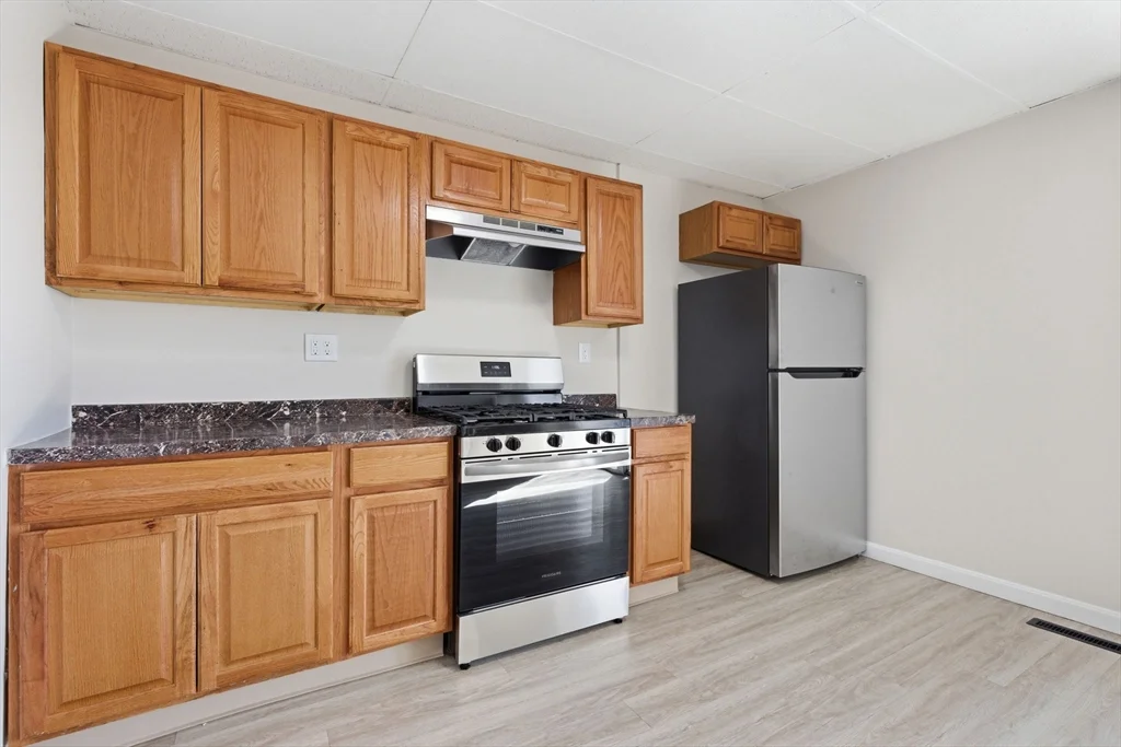 1 bed, 1 bath apartment for rent at 73 Campbell Ave Unit 2, Revere — photo 14 of 25