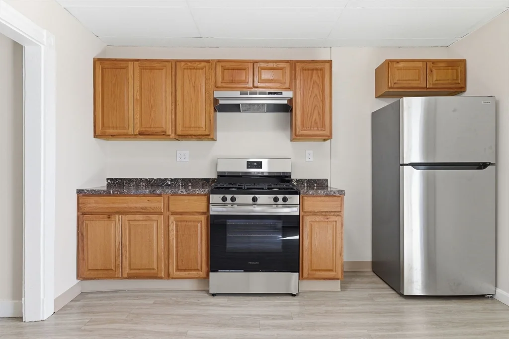 1 bed, 1 bath apartment for rent at 73 Campbell Ave Unit 2, Revere — photo 13 of 25