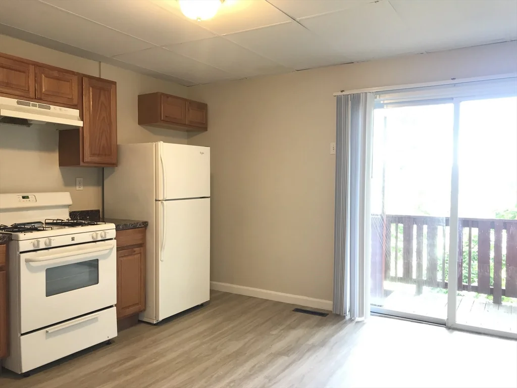 1 bed, 1 bath apartment for rent at 73 Campbell Ave Unit 2, Revere — photo 3 of 25