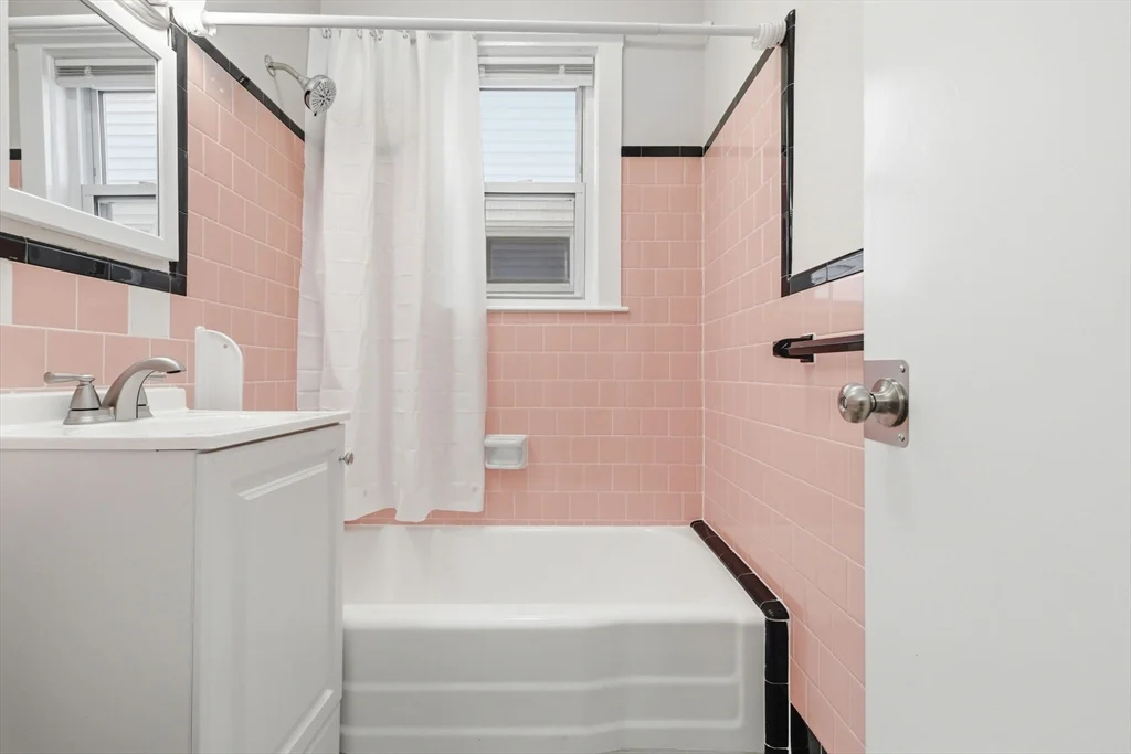 1 bed, 1 bath apartment for rent at 73 Campbell Ave Unit 2, Revere — photo 23 of 25