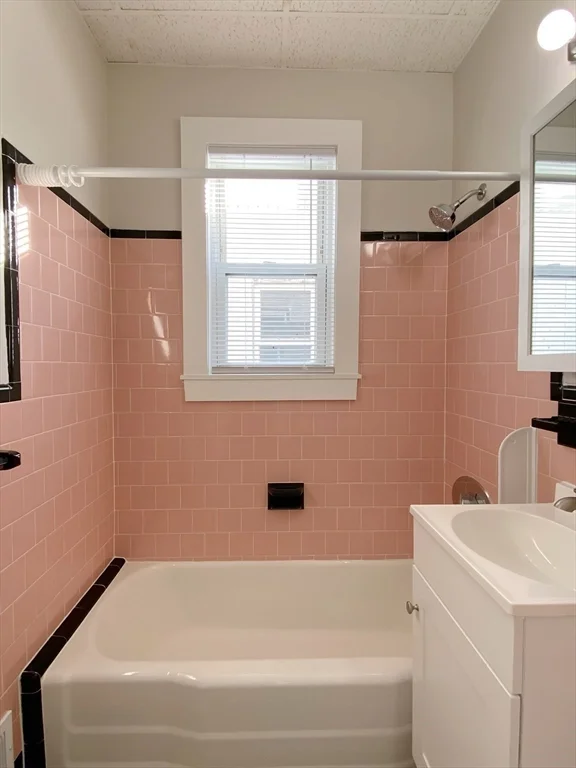 2 bed, 1 bath apartment for rent at 73 Campbell Ave Unit 5, Revere — photo 11 of 15