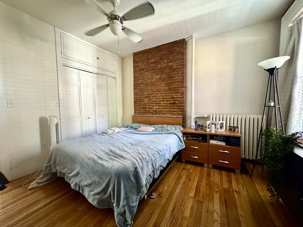 1 bed, 1 bath apartment for rent at 73 Charles St Unit 2, Beacon Hill — photo 4 of 5